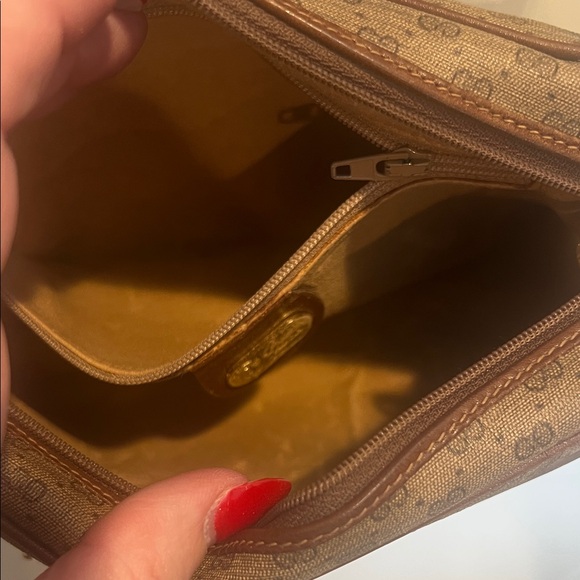 Vintage Gucci Mini GG Adjustable Crossbody - Picture 16 of 16